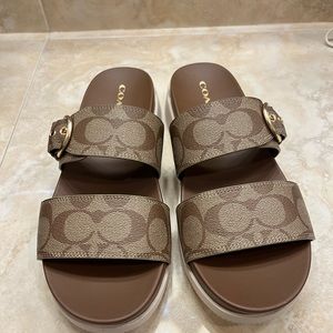 Coach sandals nwt
